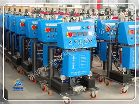 聚氨酯噴涂機詬誶料使用價值知識